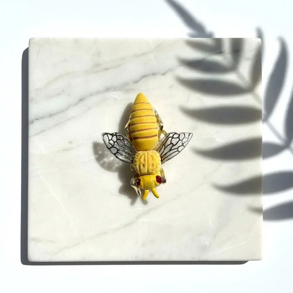 Vintage Carved Enameled Bee Brooch Signed Korea Yellow Honeybee Pin Cottagecore